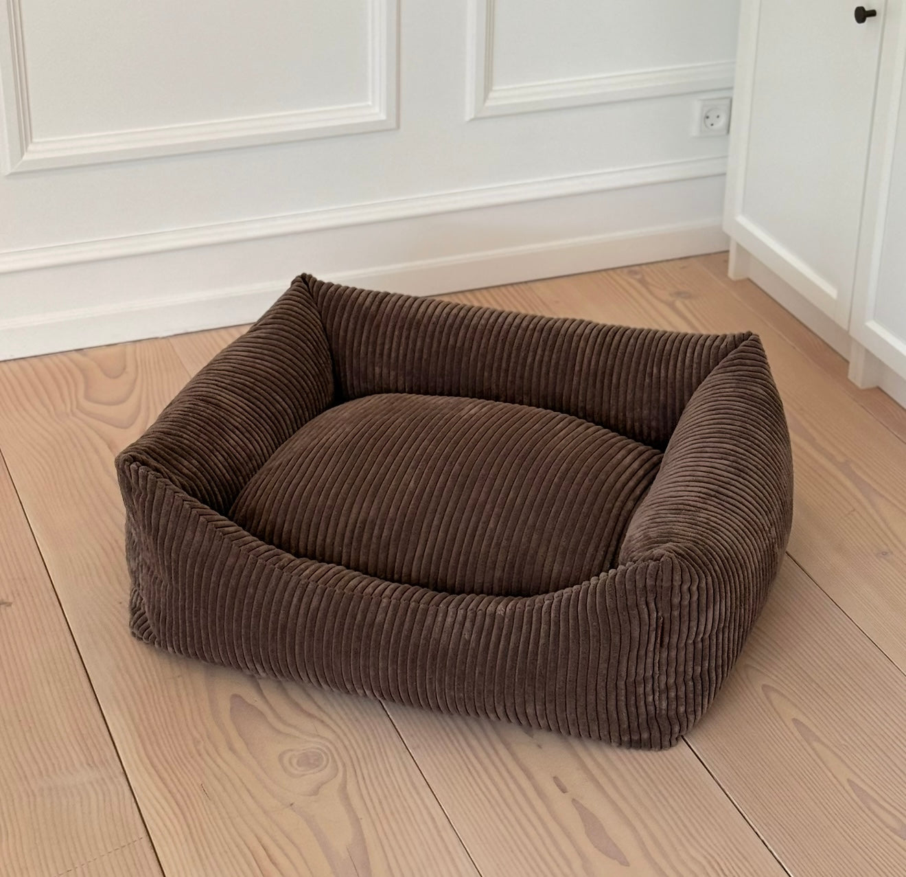 Bjørk Hundekurv Mørk Brun Bred Fløjl Medium